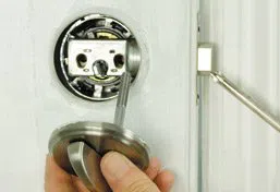 Amber Locksmith Store Glastonbury, CT 860-261-9284 - Lock-replace